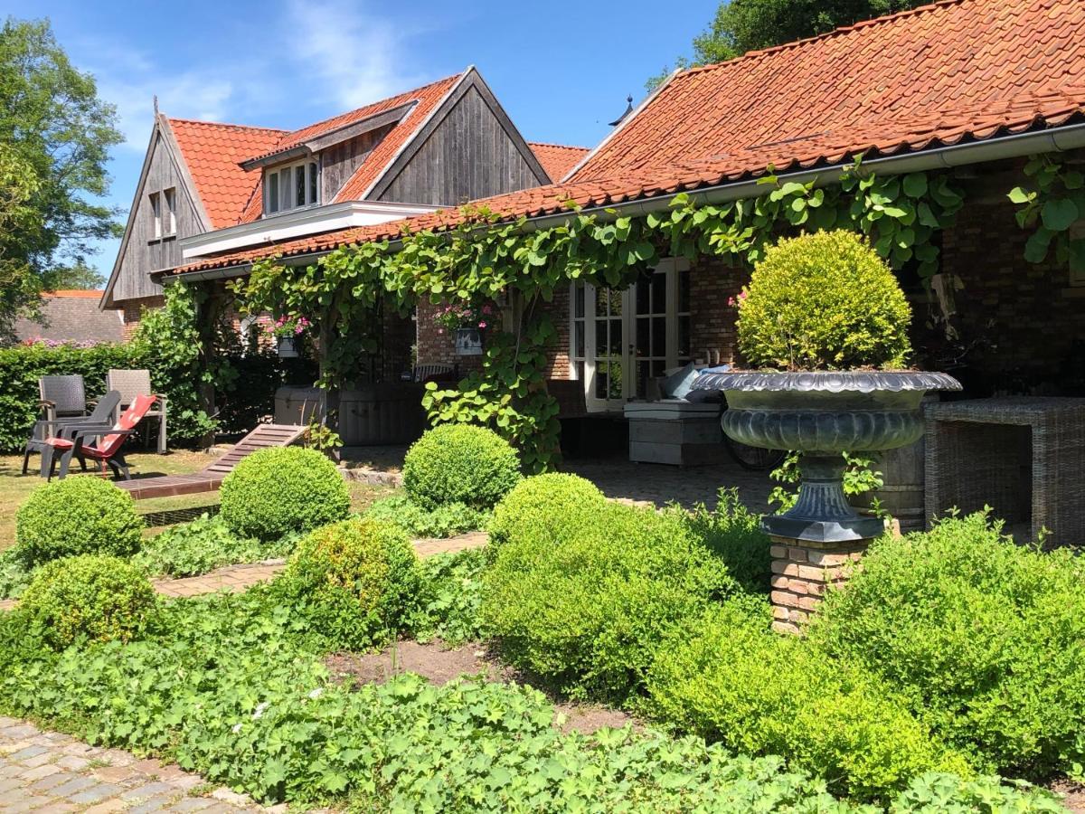 Sloapmuts Bed and Breakfast Oud-Ootmarsum Exteriör bild